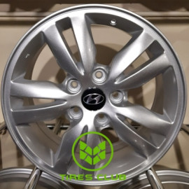 Replica Hyundai (ZY638) 6,5x16 5x114,3 ET47 DIA67,1 (silver)